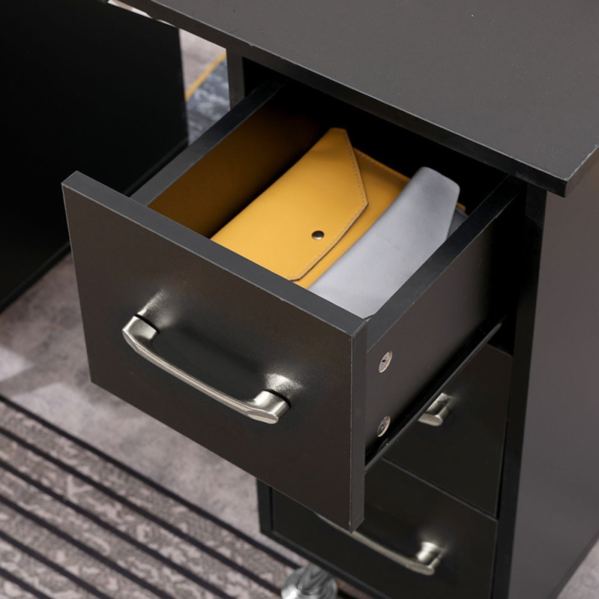 120 cm Manicure Table with Drawers for Studio & Office
